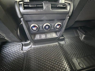 2024 Land Rover Defender X-Dynamic SE