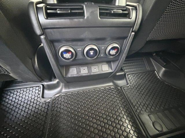 2024 Land Rover Defender X-Dynamic SE