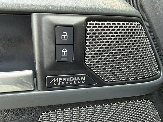 2024 Land Rover Defender X-Dynamic SE