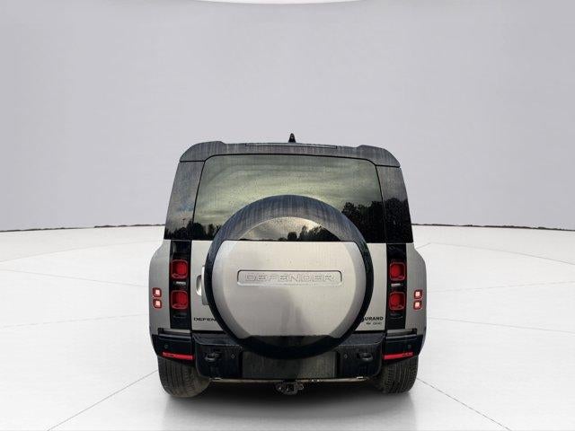 2024 Land Rover Defender X-Dynamic SE