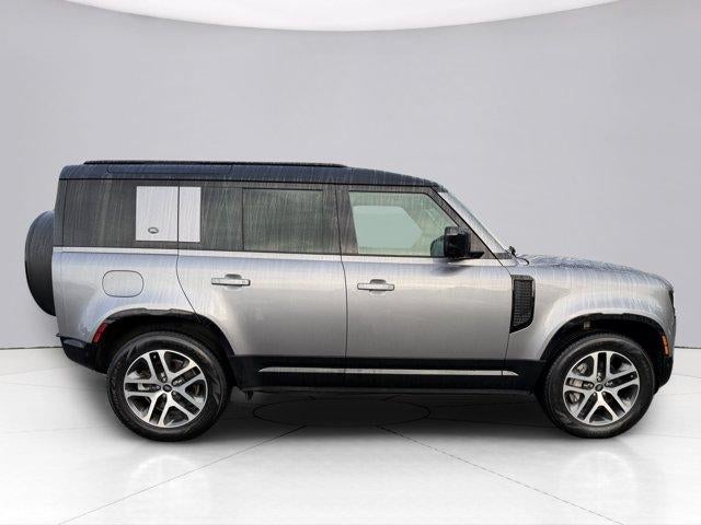 2024 Land Rover Defender X-Dynamic SE